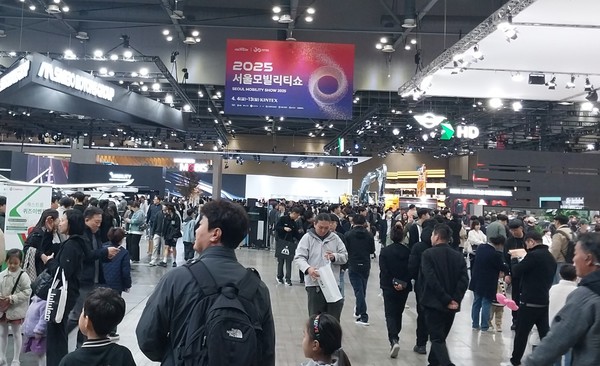 참관객들로 붐빈 '2025 서울모빌리티쇼' 모습으로 본문과는 직접 관련이 없음. (사진=애플경제)