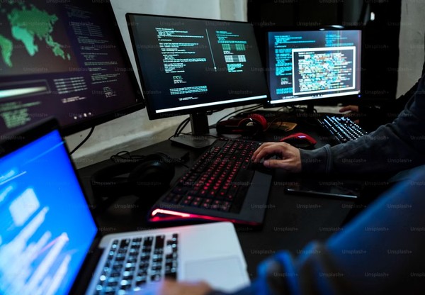 오픈웨이트 AI모델 보안이 시급하다는 지적이다. (이미지=언스플래쉬)