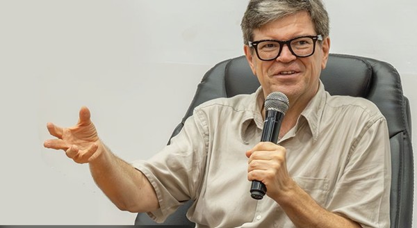 과학사상가이자 딥 러닝 대부로 평가받는 얀 르쿤이 그간 몸답고 있던 메타를 떠날 것으로 알려졌다. (이미지=챗GPT 출력)